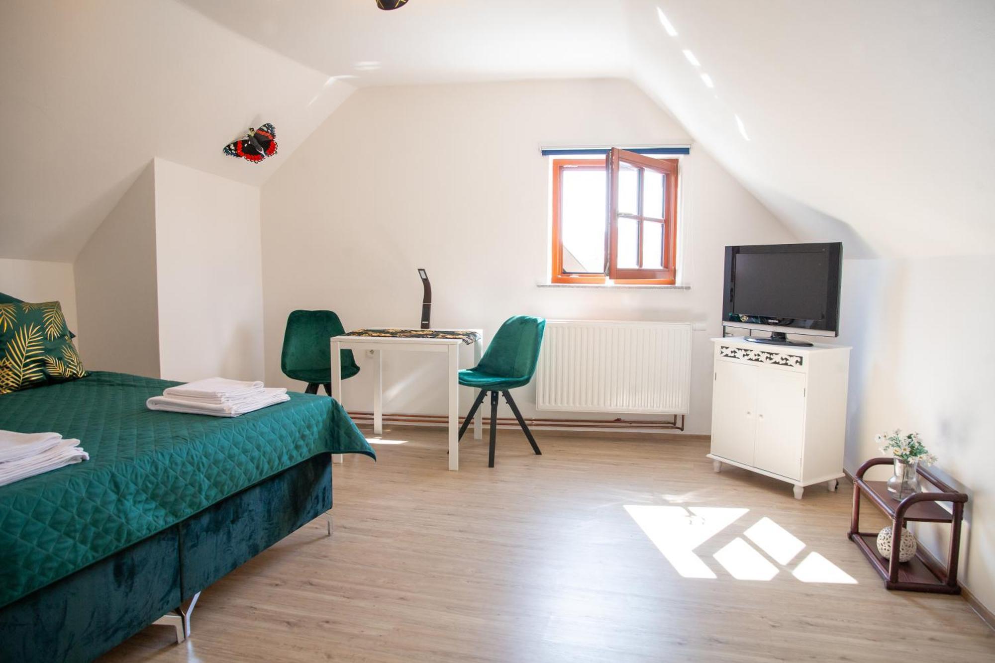 Rezidence Plesivec - Rodinny Apartman S 3 Loznicemi Český Krumlov Extérieur photo
