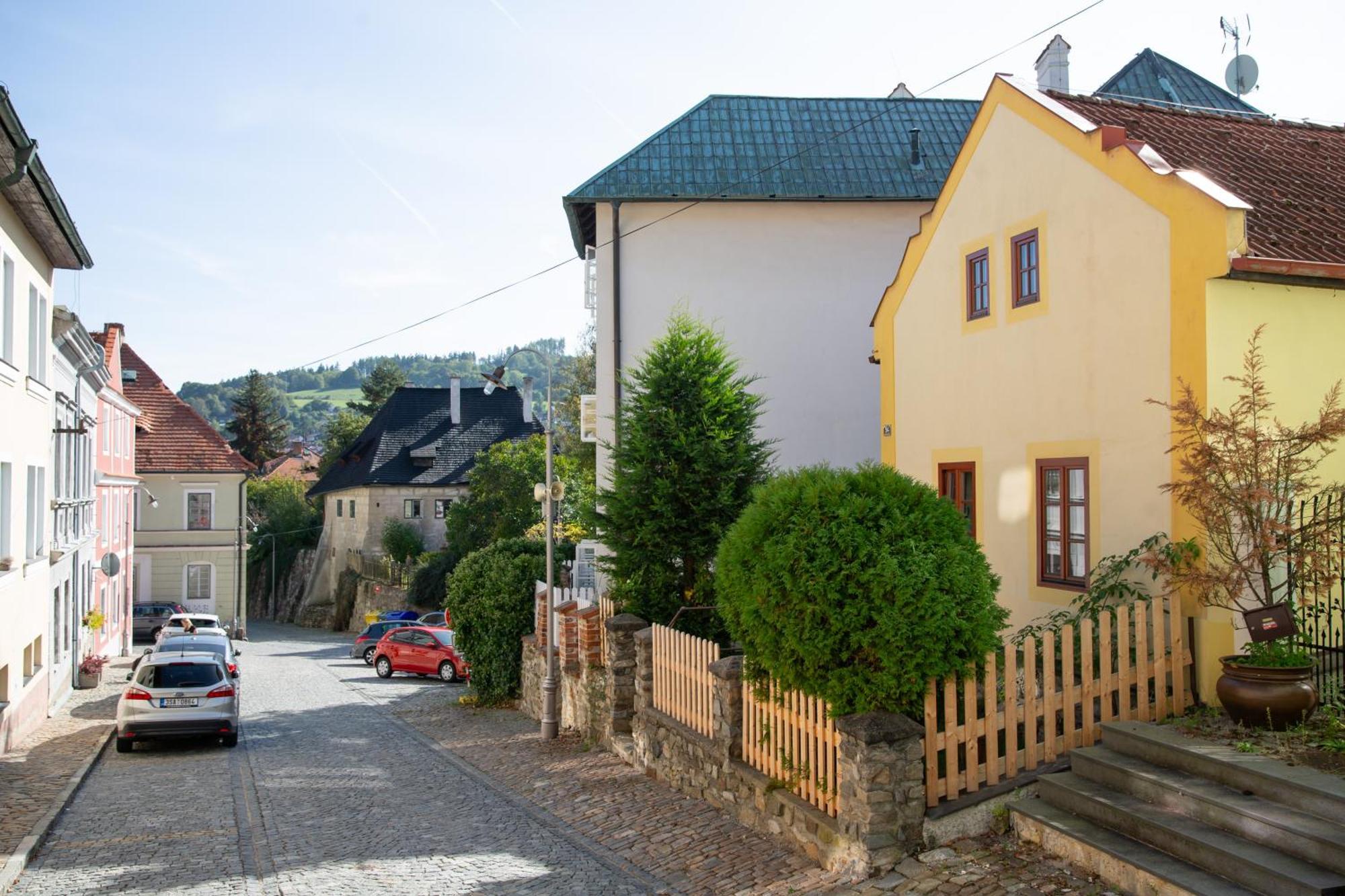 Rezidence Plesivec - Rodinny Apartman S 3 Loznicemi Český Krumlov Extérieur photo